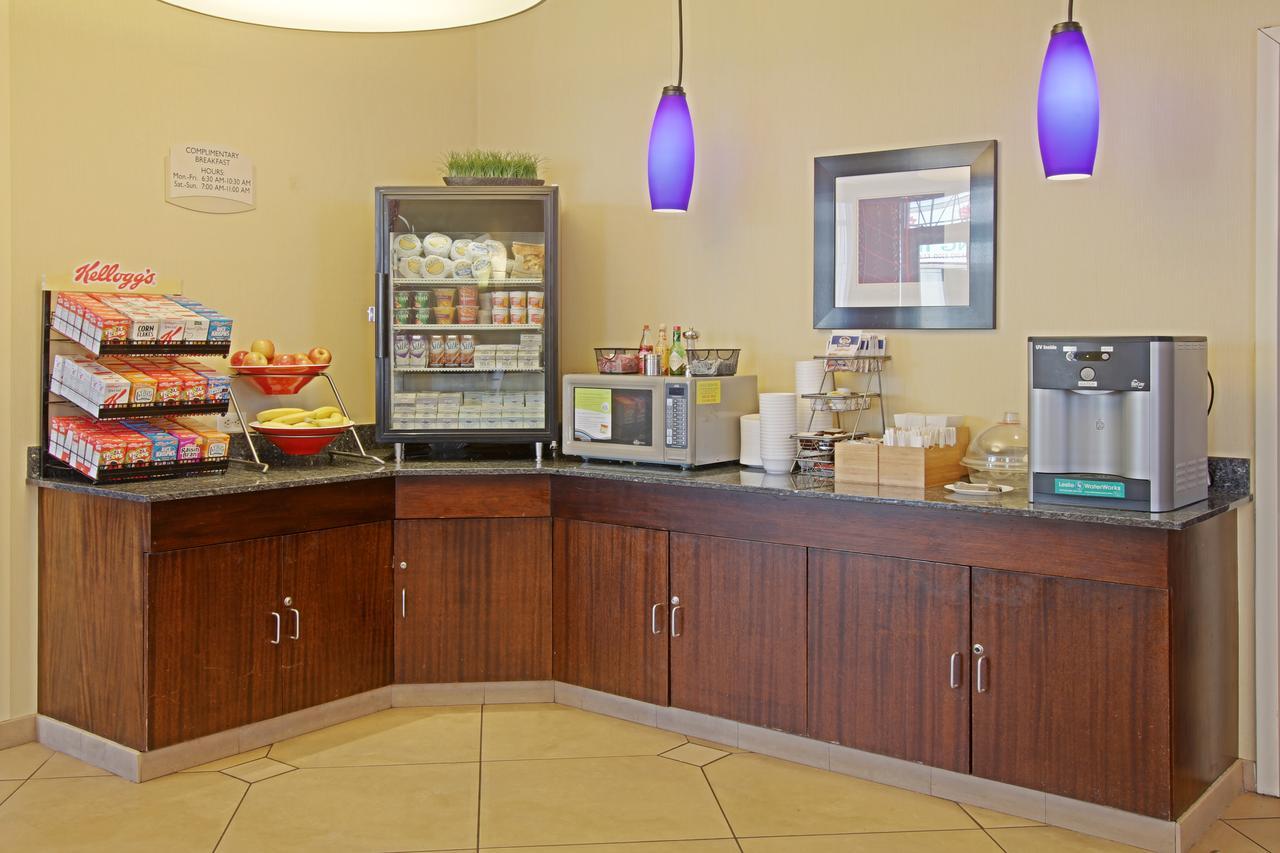Fairfield Inn & Suites By Marriott New York Long Island City/Manhattan View المطعم الصورة
